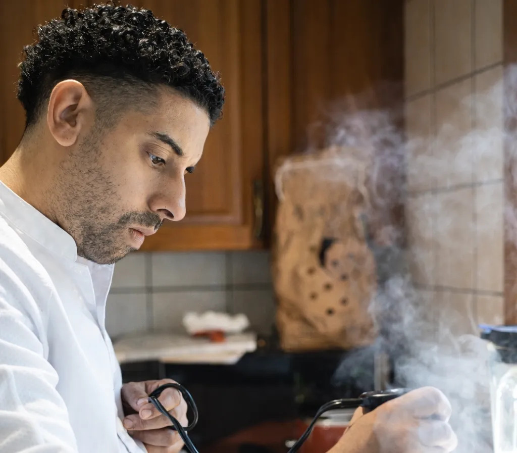 Image alt description