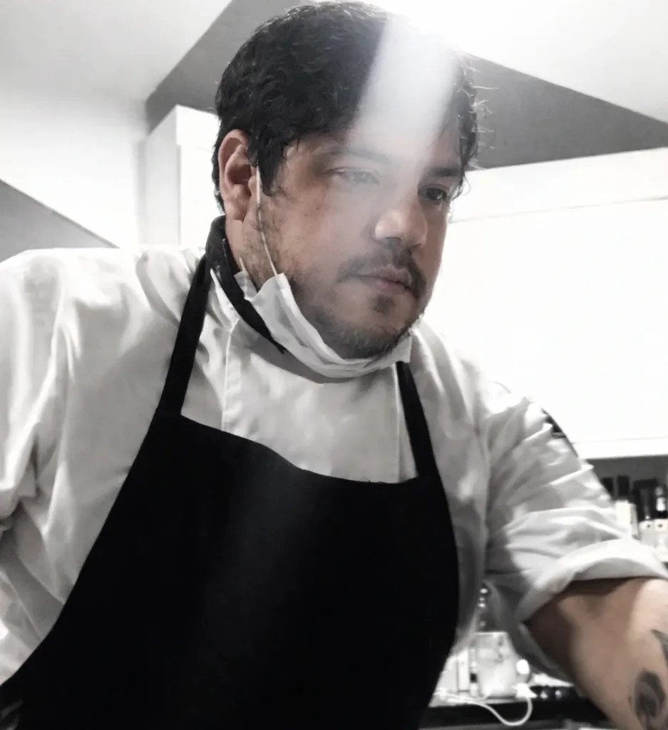 Image alt description