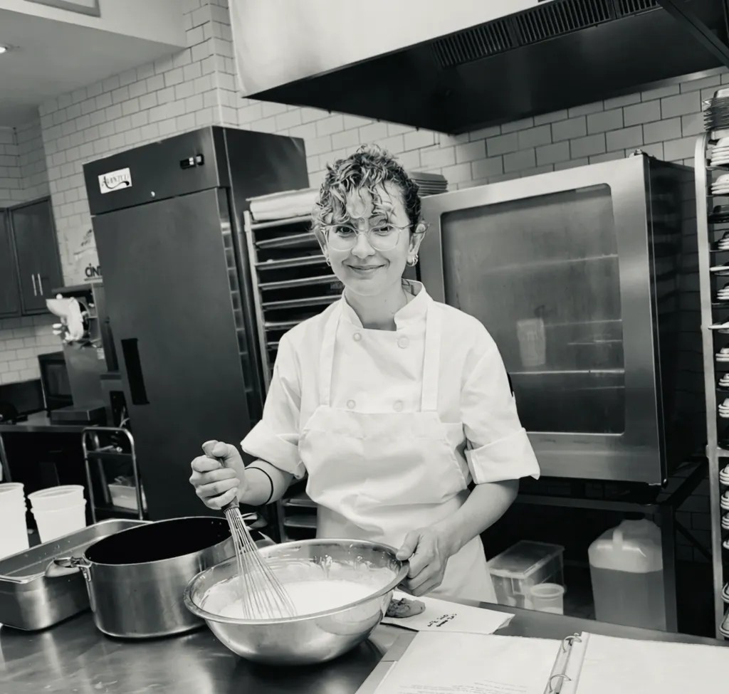 Image alt description