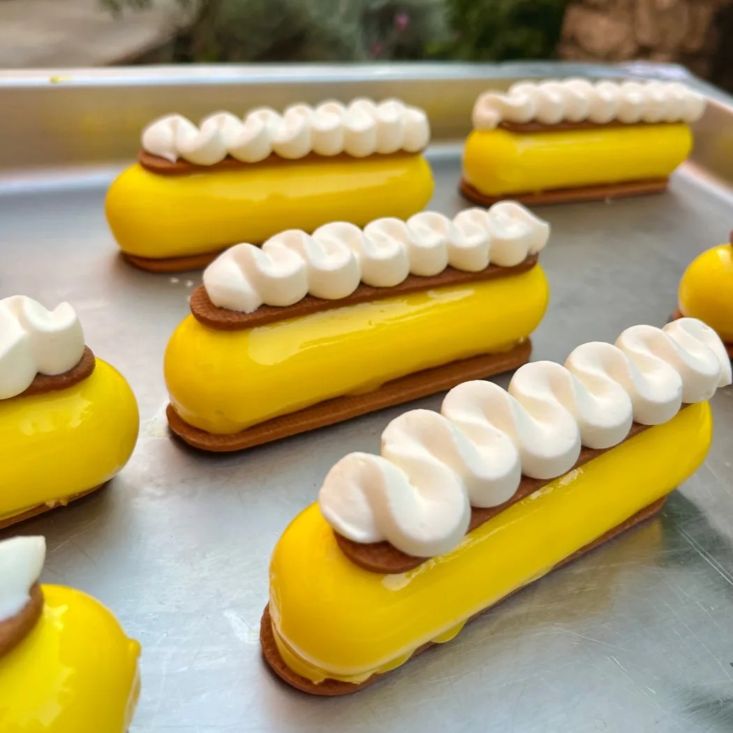 Image alt description