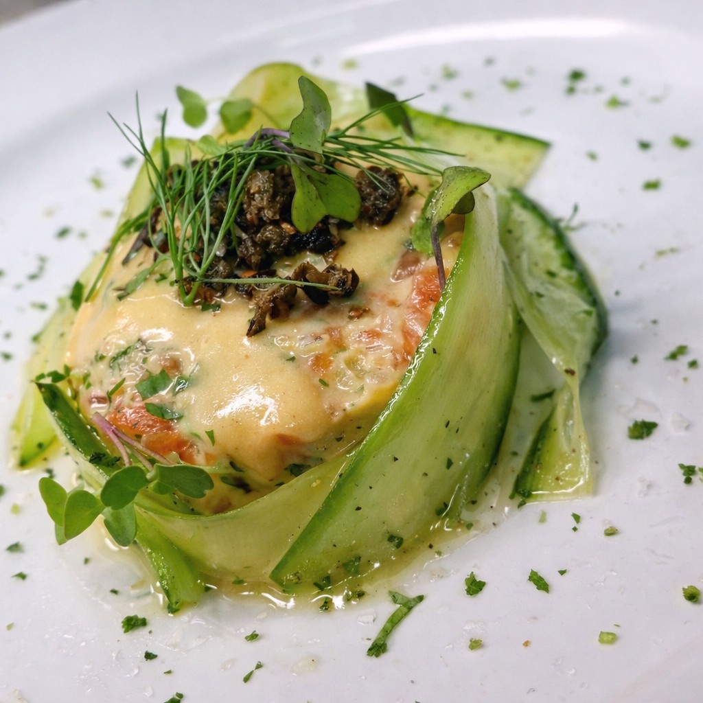 Image alt description