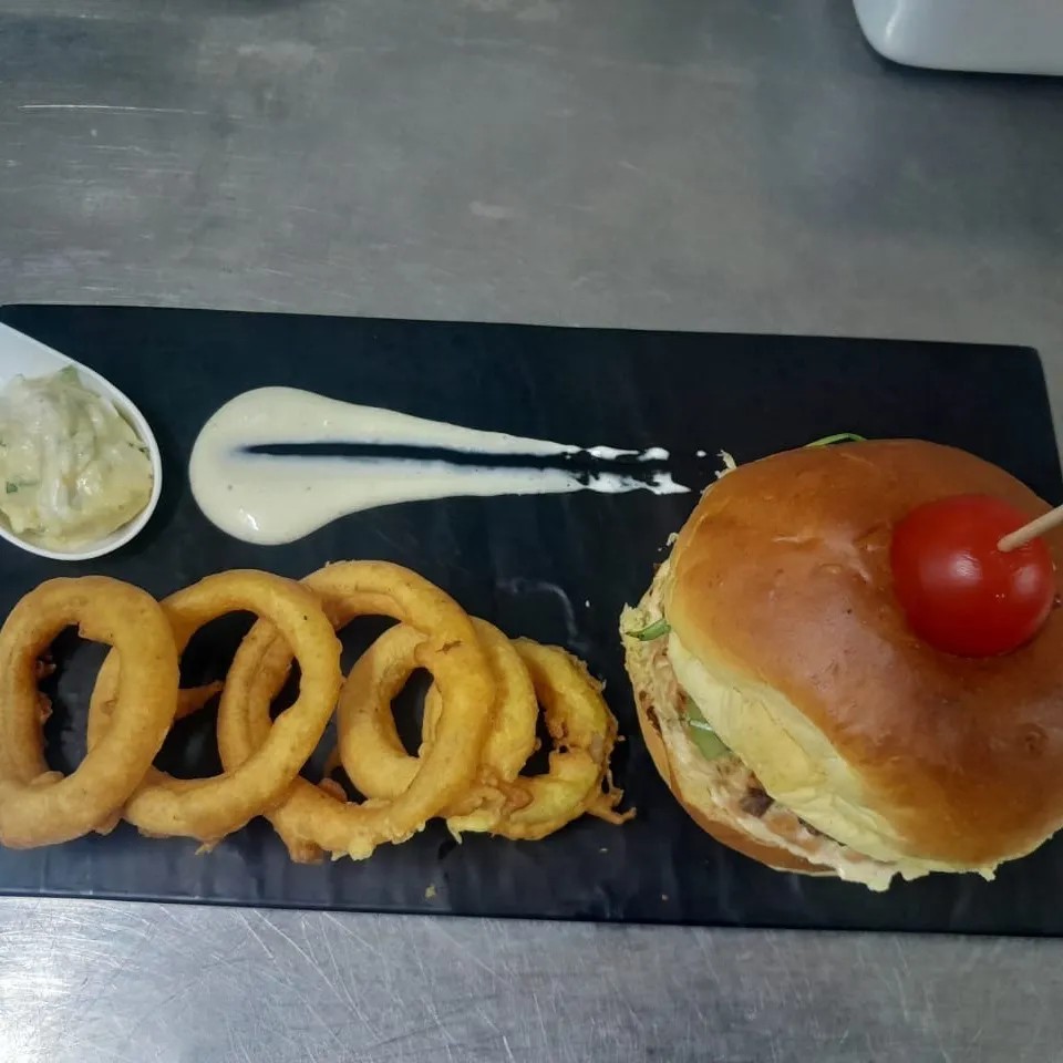 Image alt description