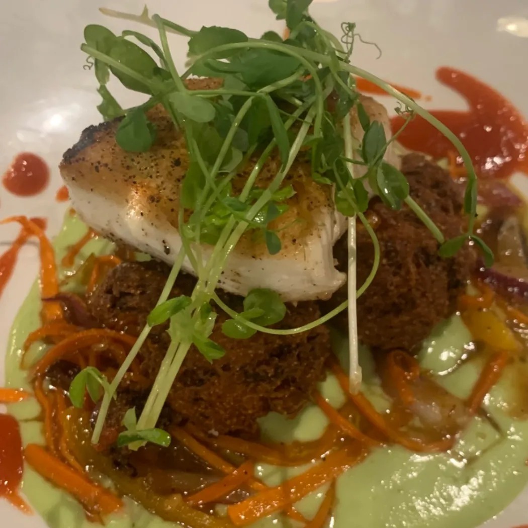 Image alt description