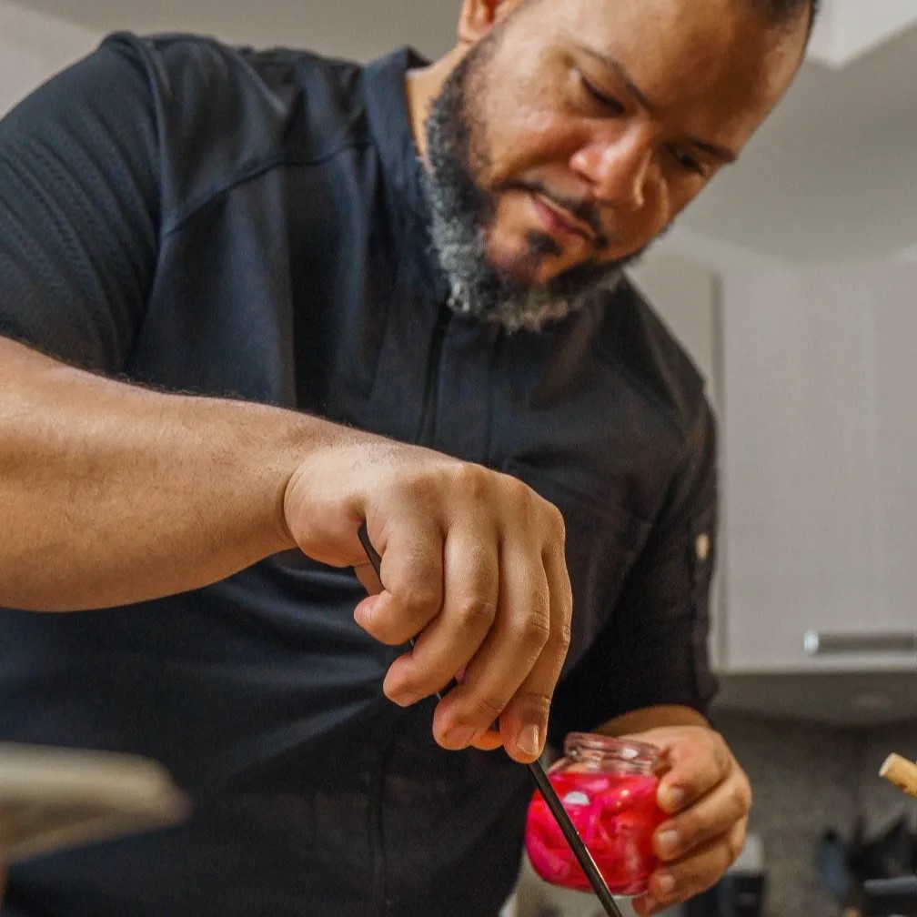 Image alt description