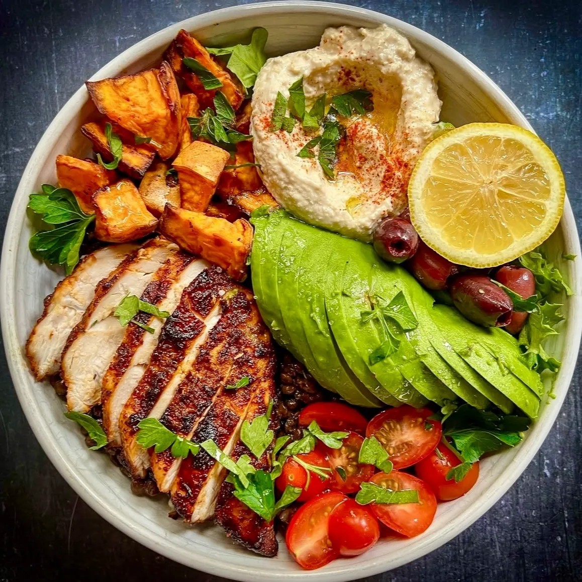 Image alt description