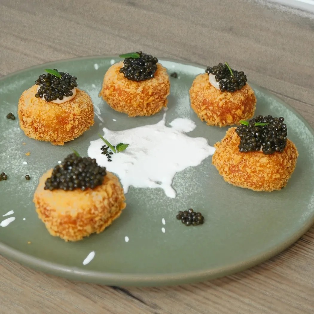 Image alt description