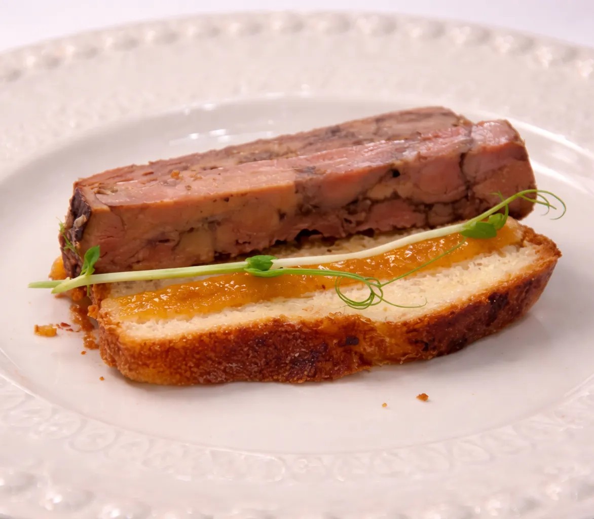 Image alt description