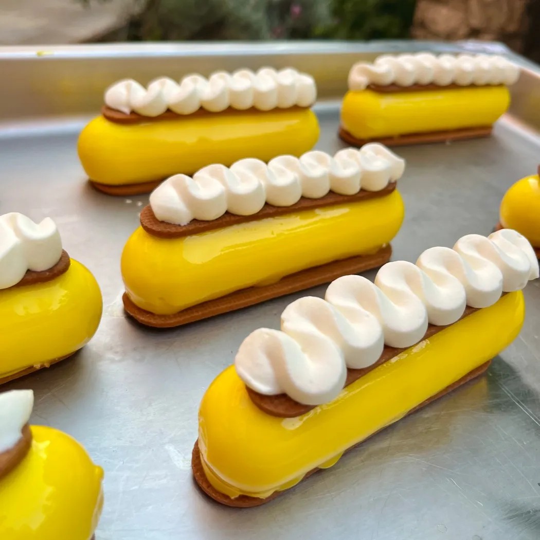 Image alt description