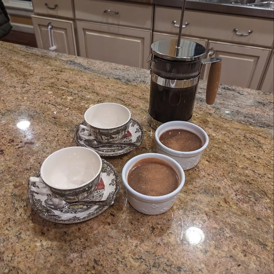 Image alt description