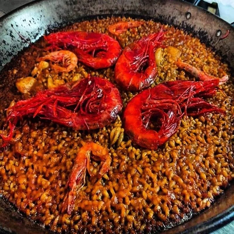 Image alt description