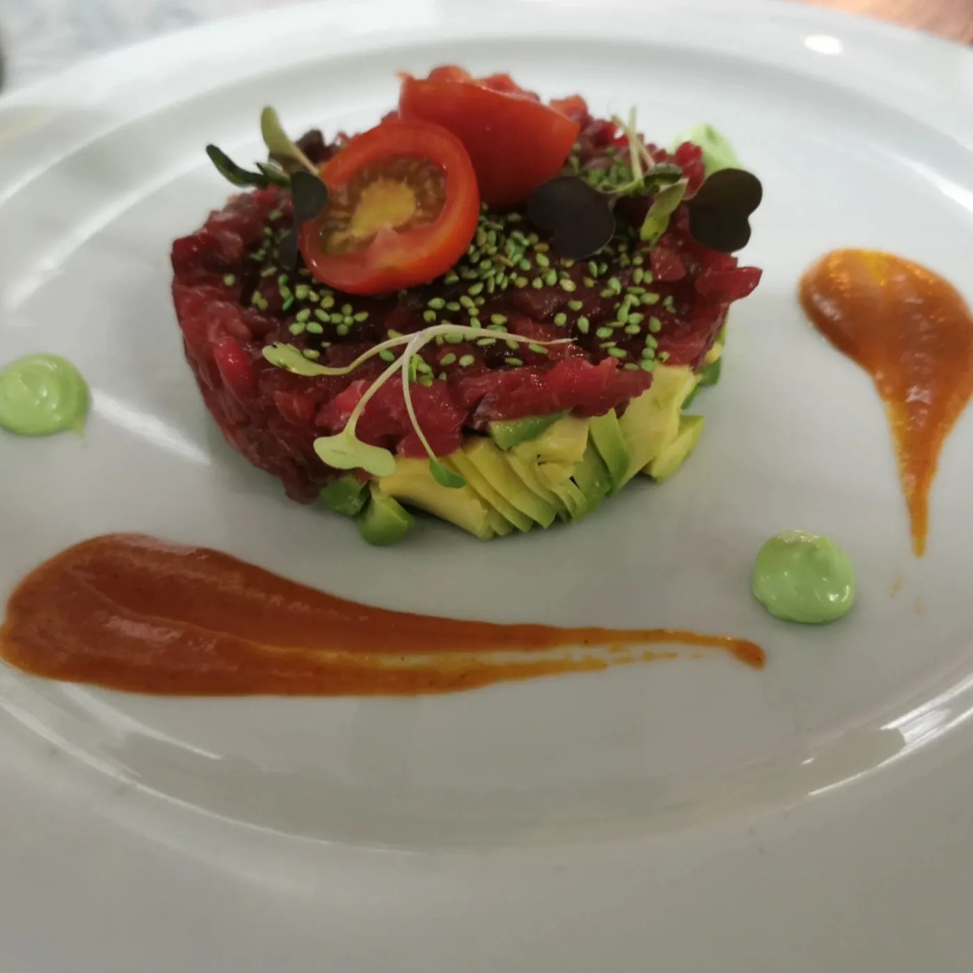 Image alt description