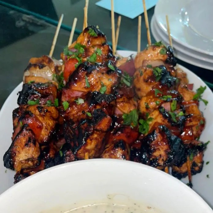 Image alt description