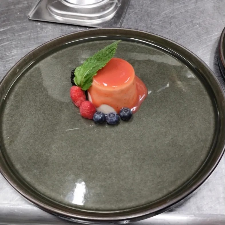 Image alt description