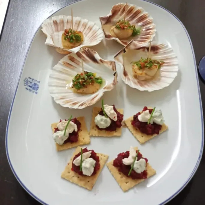 Image alt description