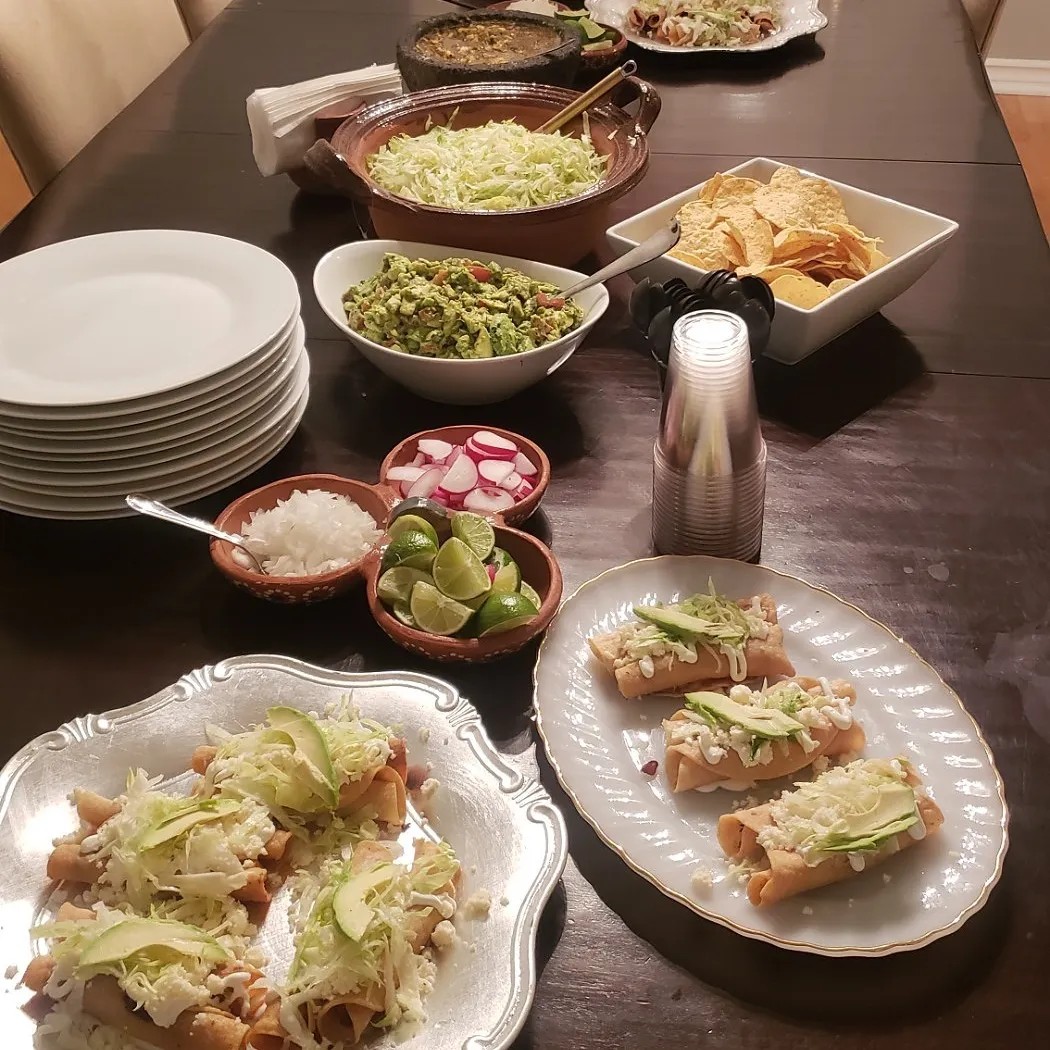 Image alt description