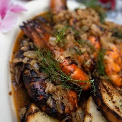 Image alt description