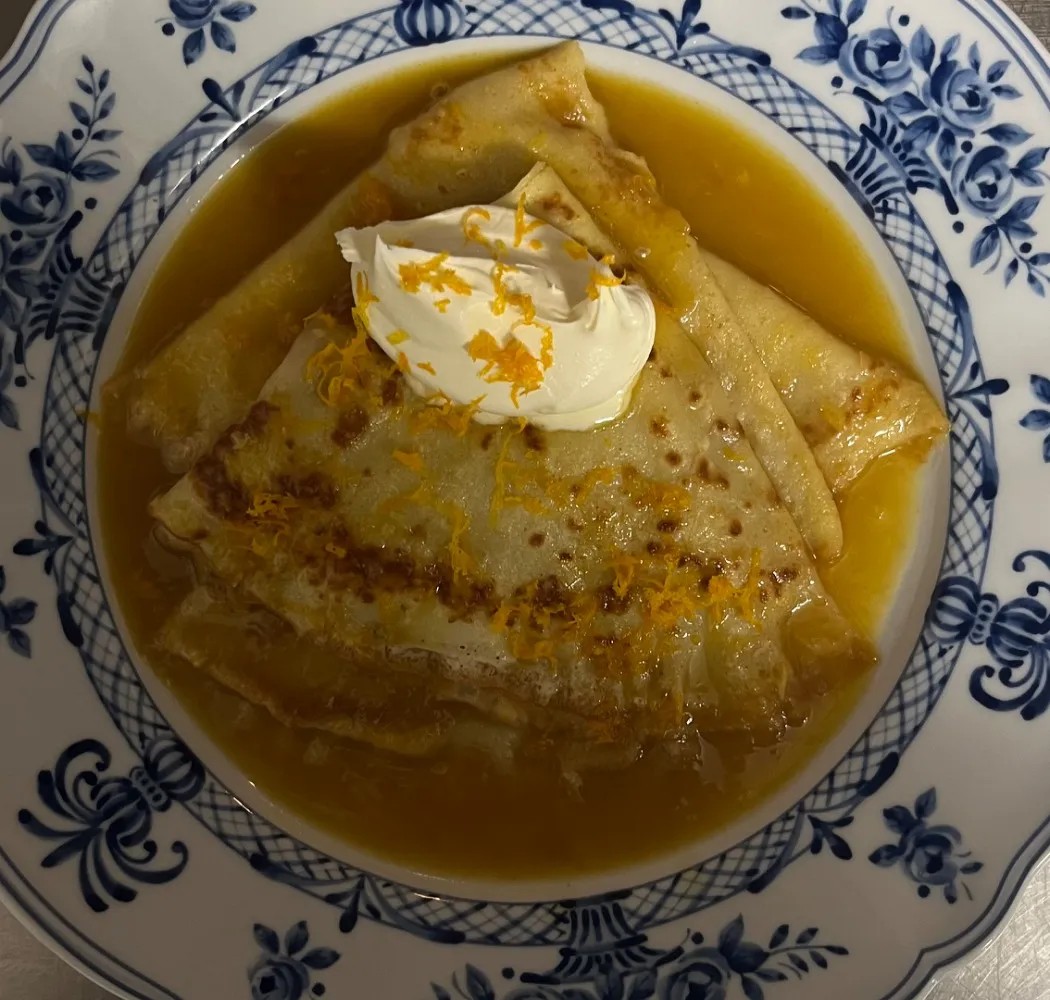 Image alt description