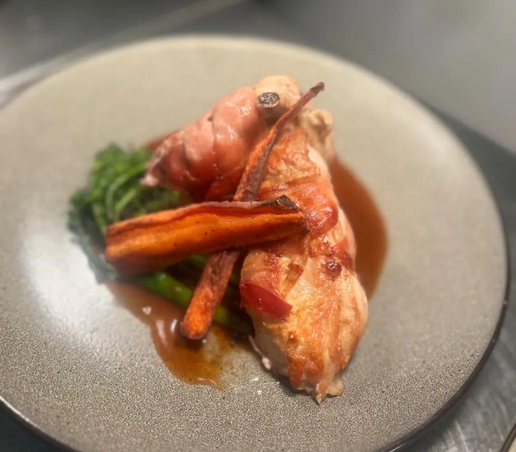 Image alt description