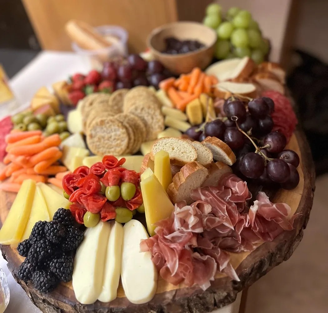 Image alt description