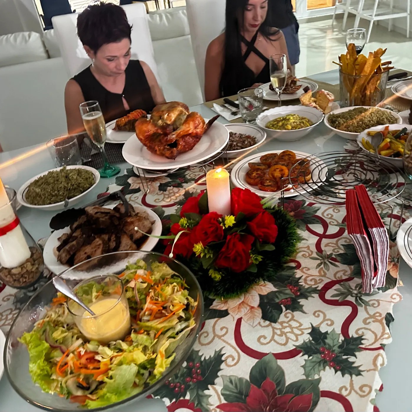 Image alt description