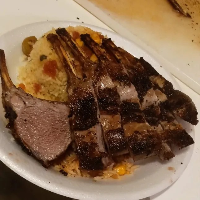 Image alt description