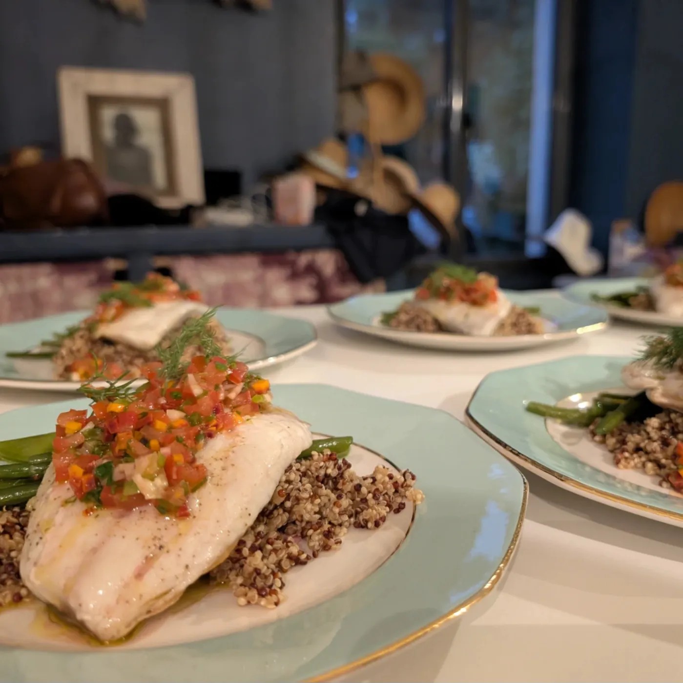 Image alt description