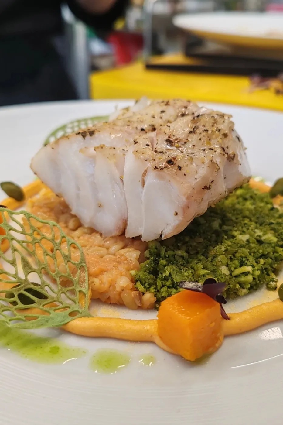 Image alt description