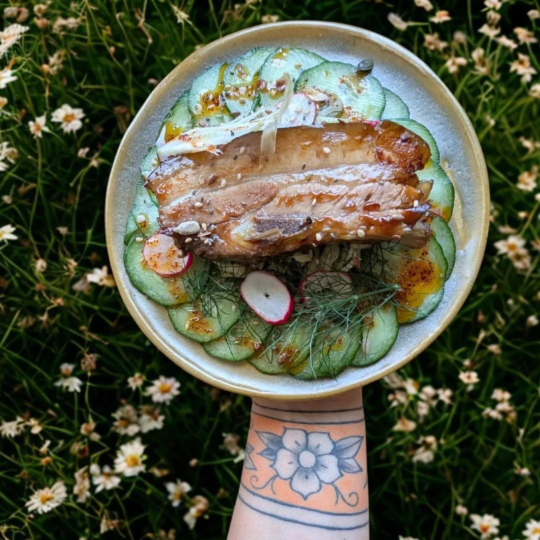 Image alt description