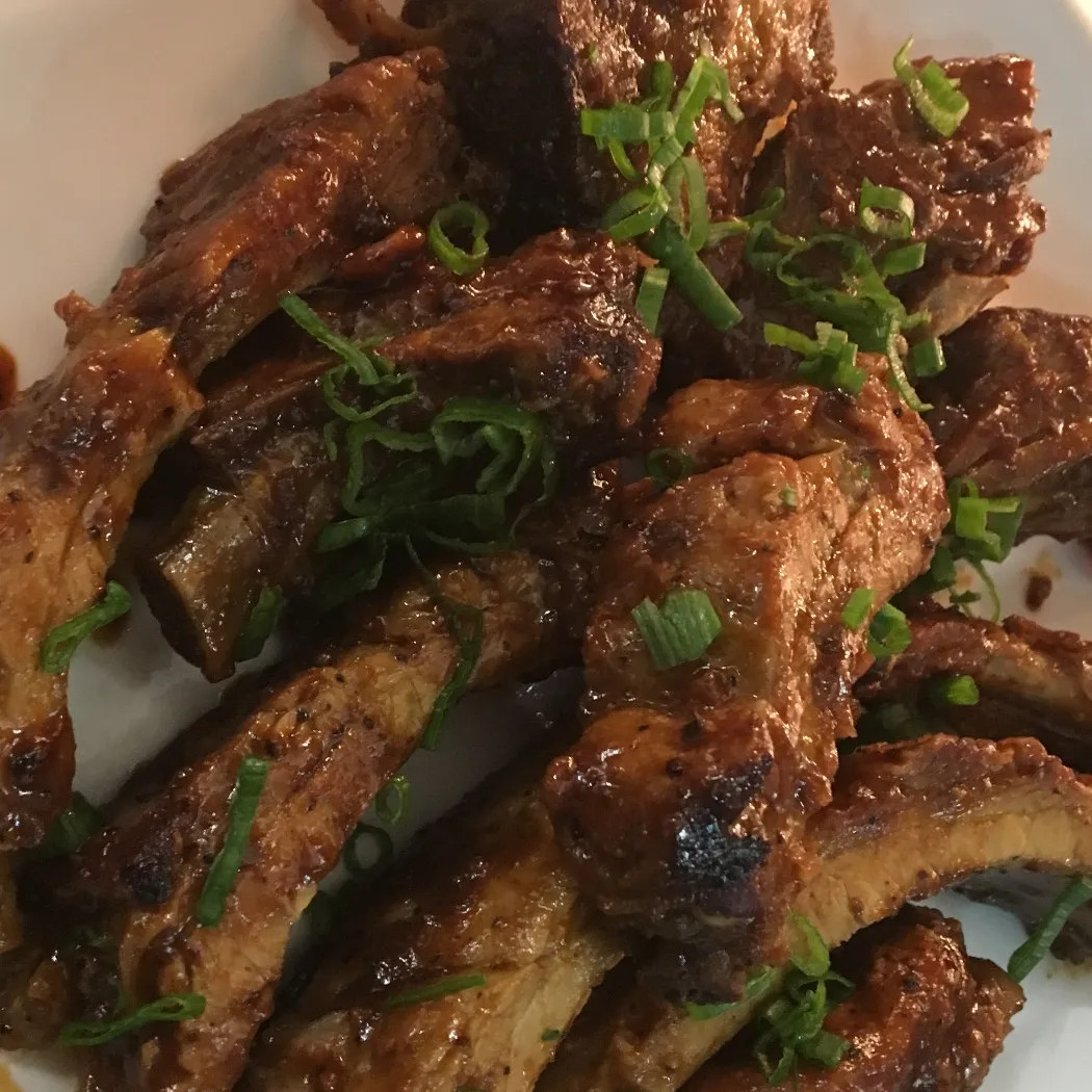 Image alt description