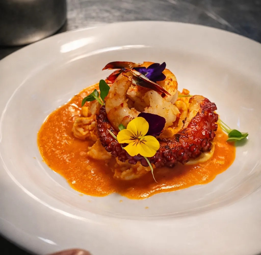 Image alt description