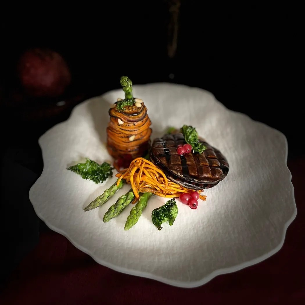 Image alt description