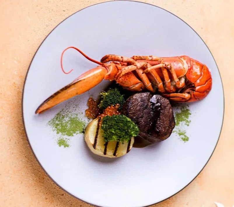 Image alt description