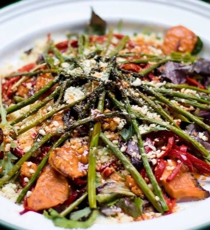 Image alt description