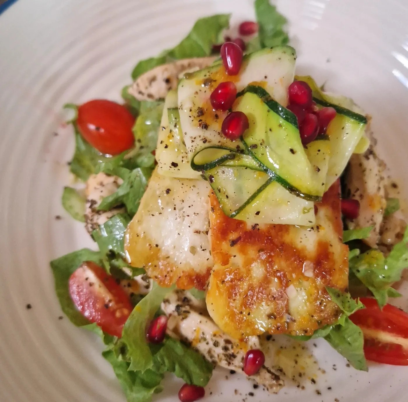 Image alt description