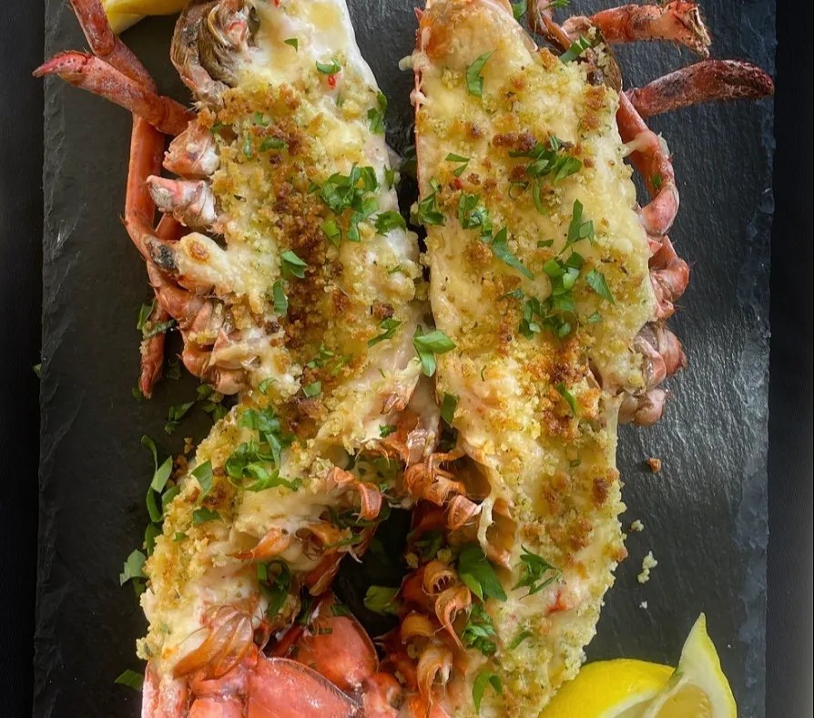 Image alt description