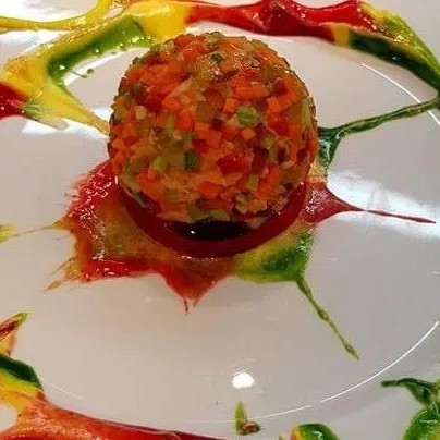 Image alt description