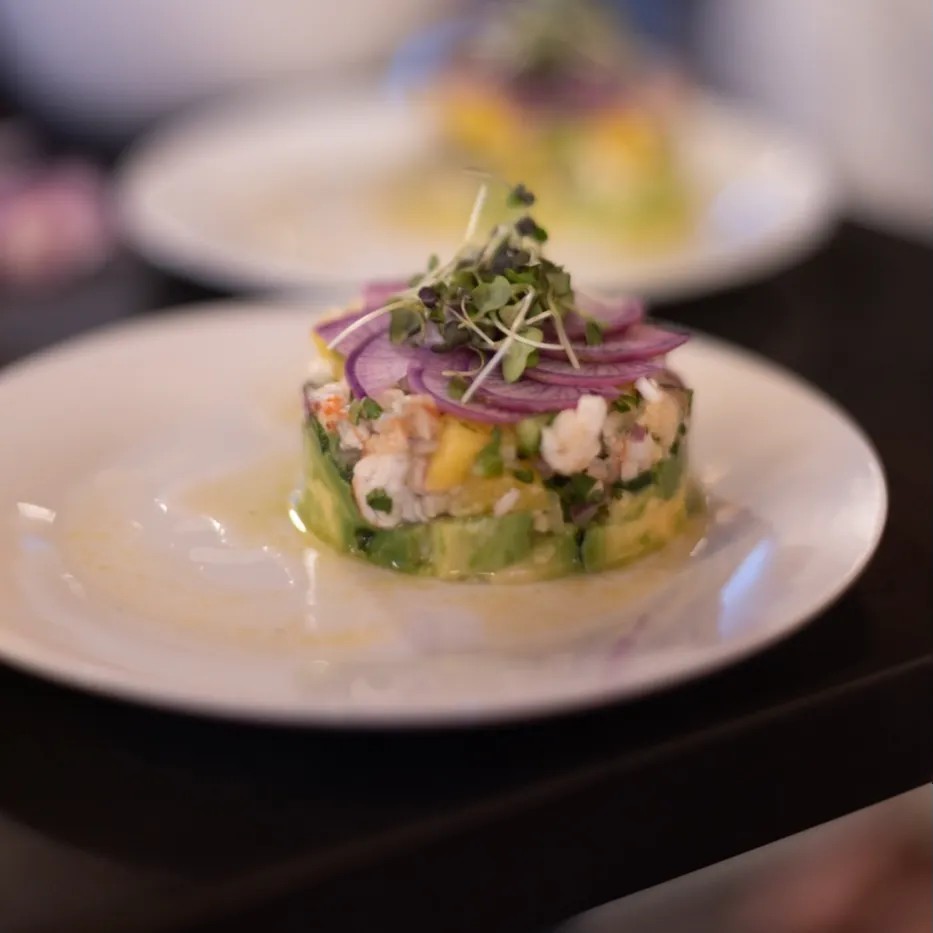 Image alt description