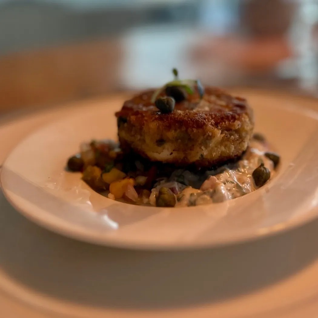 Image alt description