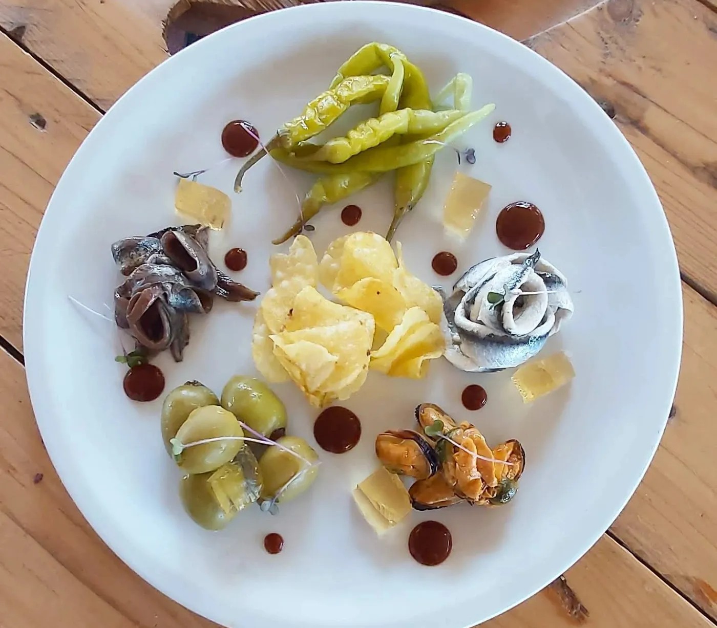 Image alt description