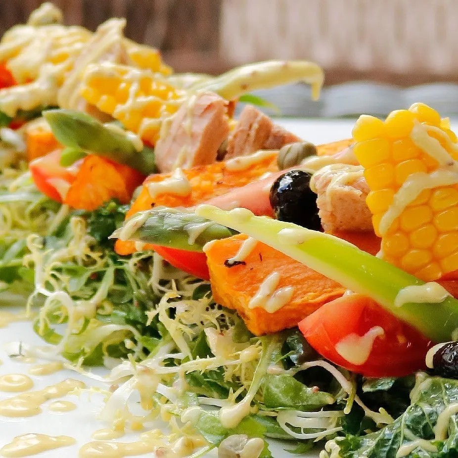 Image alt description