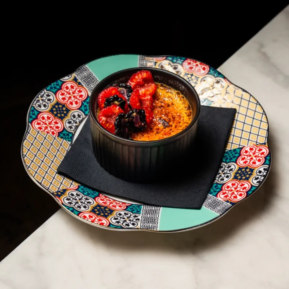 Image alt description