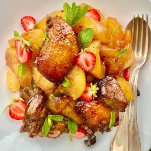 Image alt description