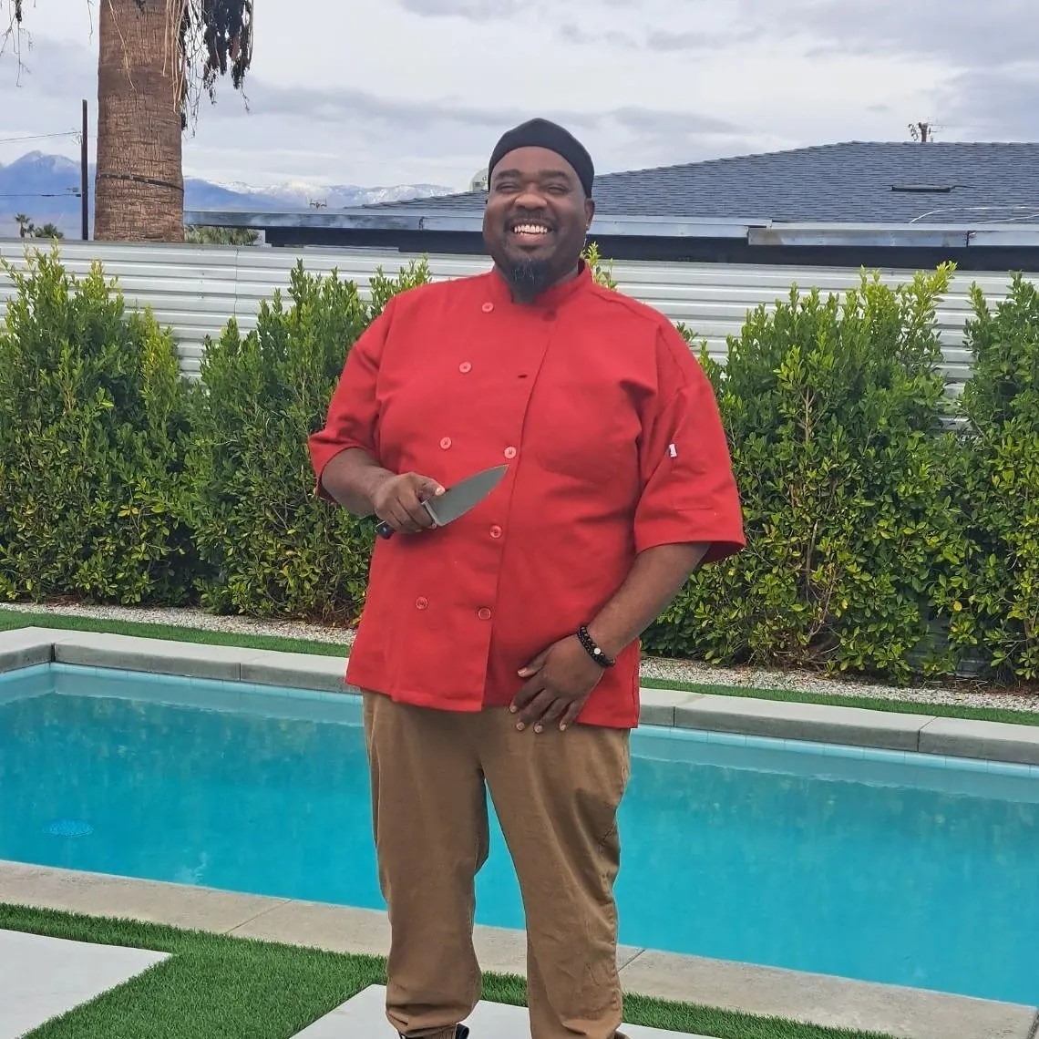 Image alt description