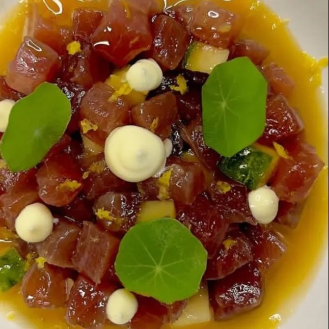 Image alt description