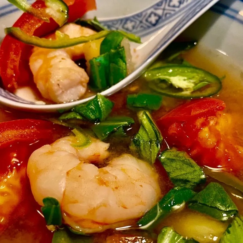 Image alt description