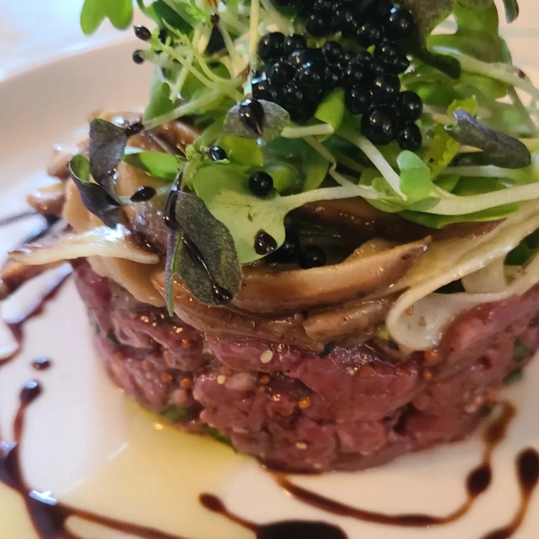 Image alt description