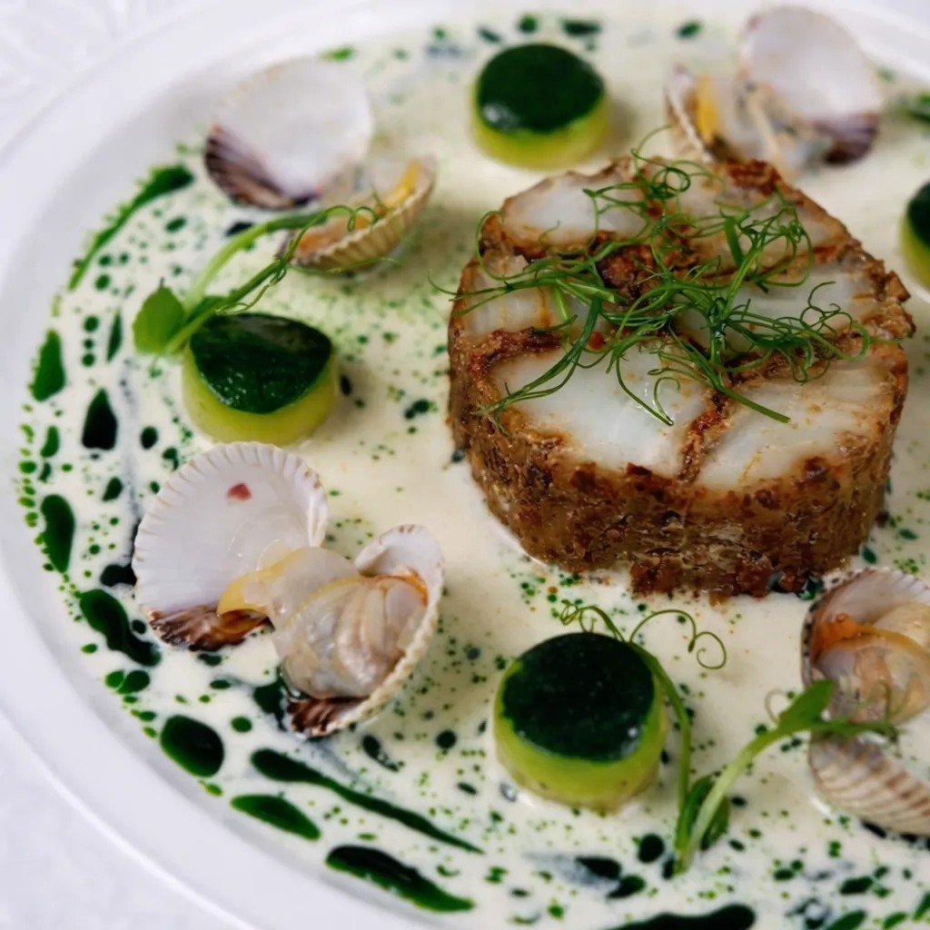 Image alt description