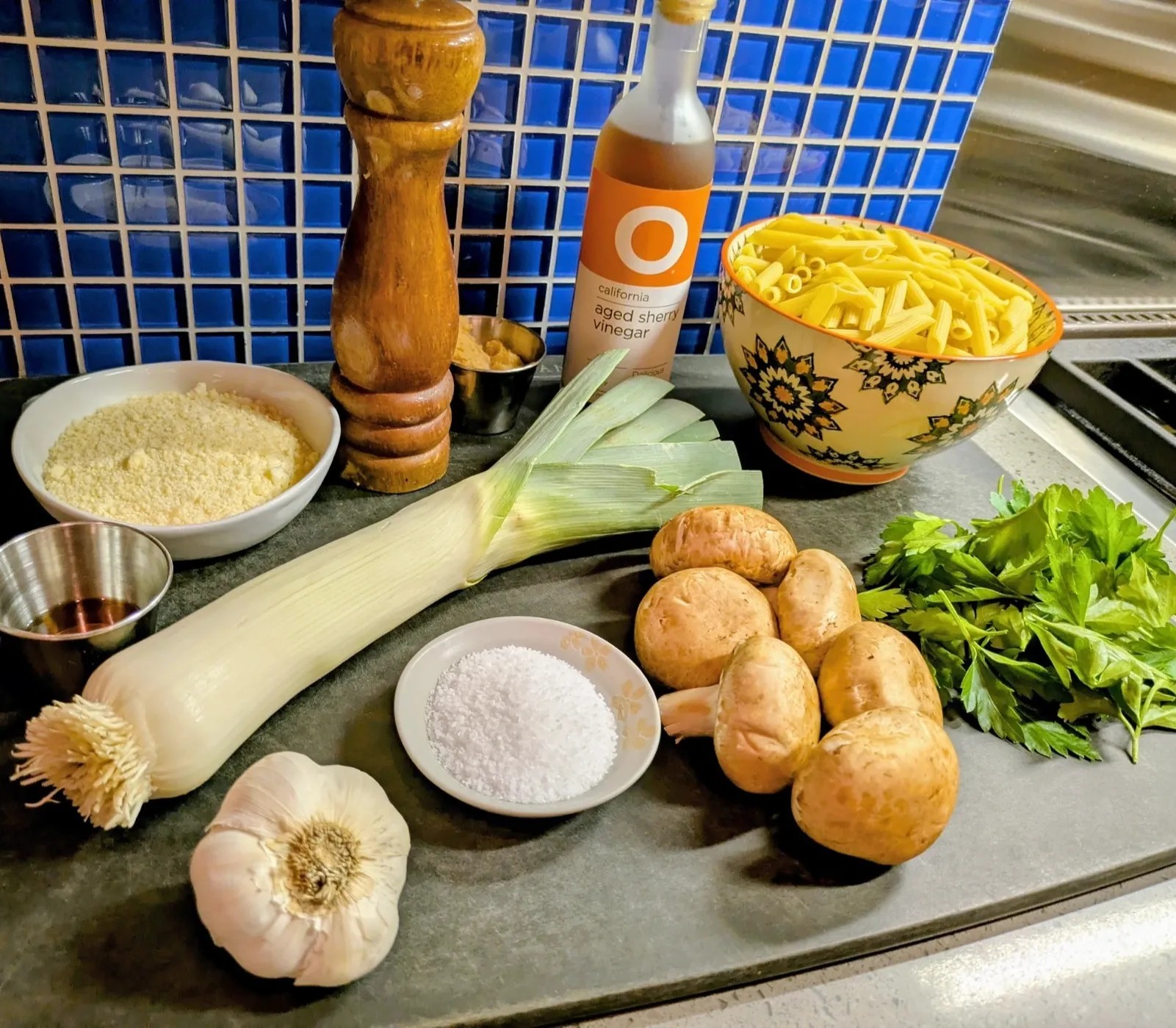 Image alt description