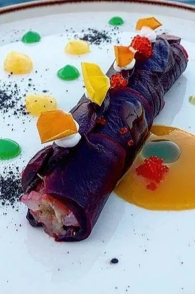 Image alt description