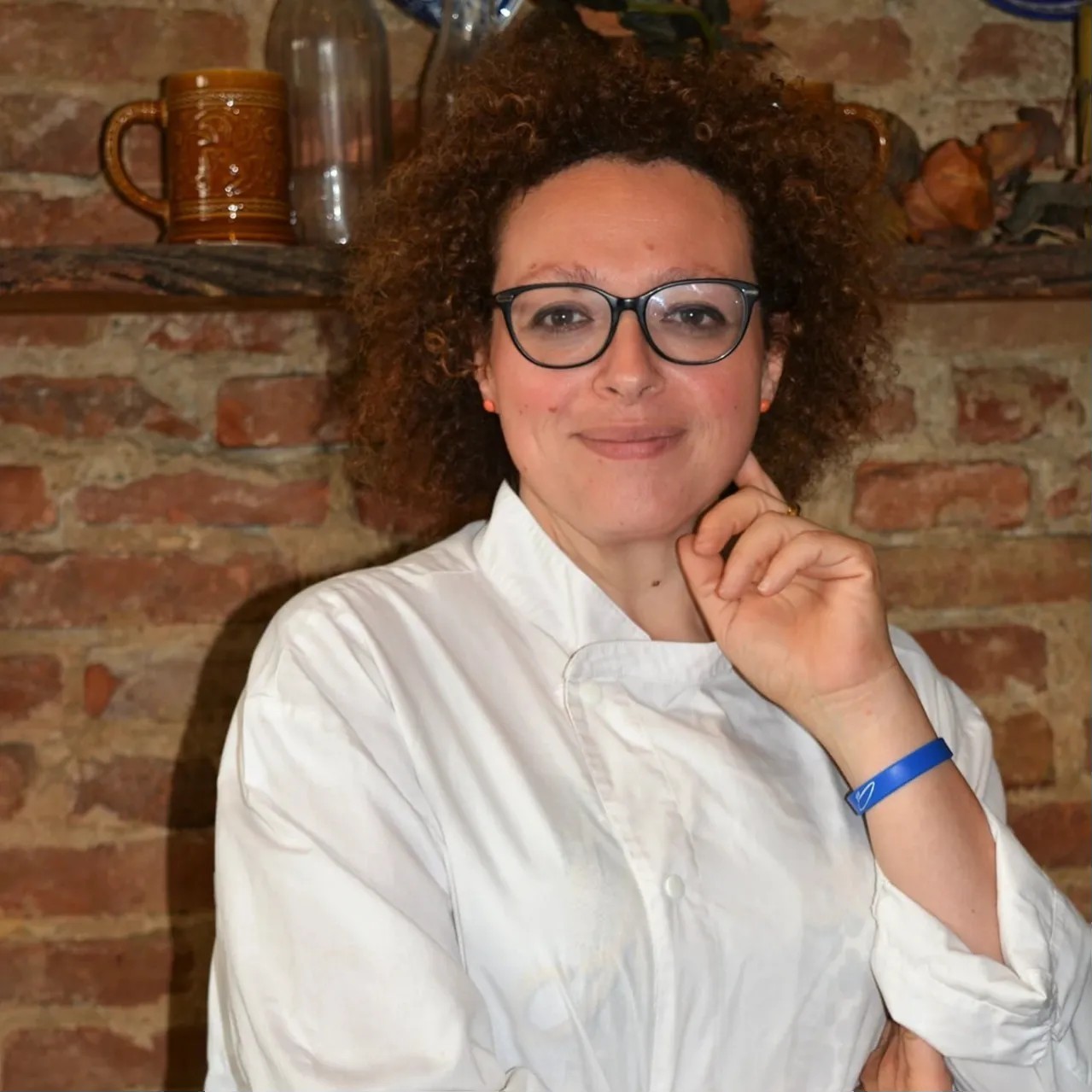 Image alt description